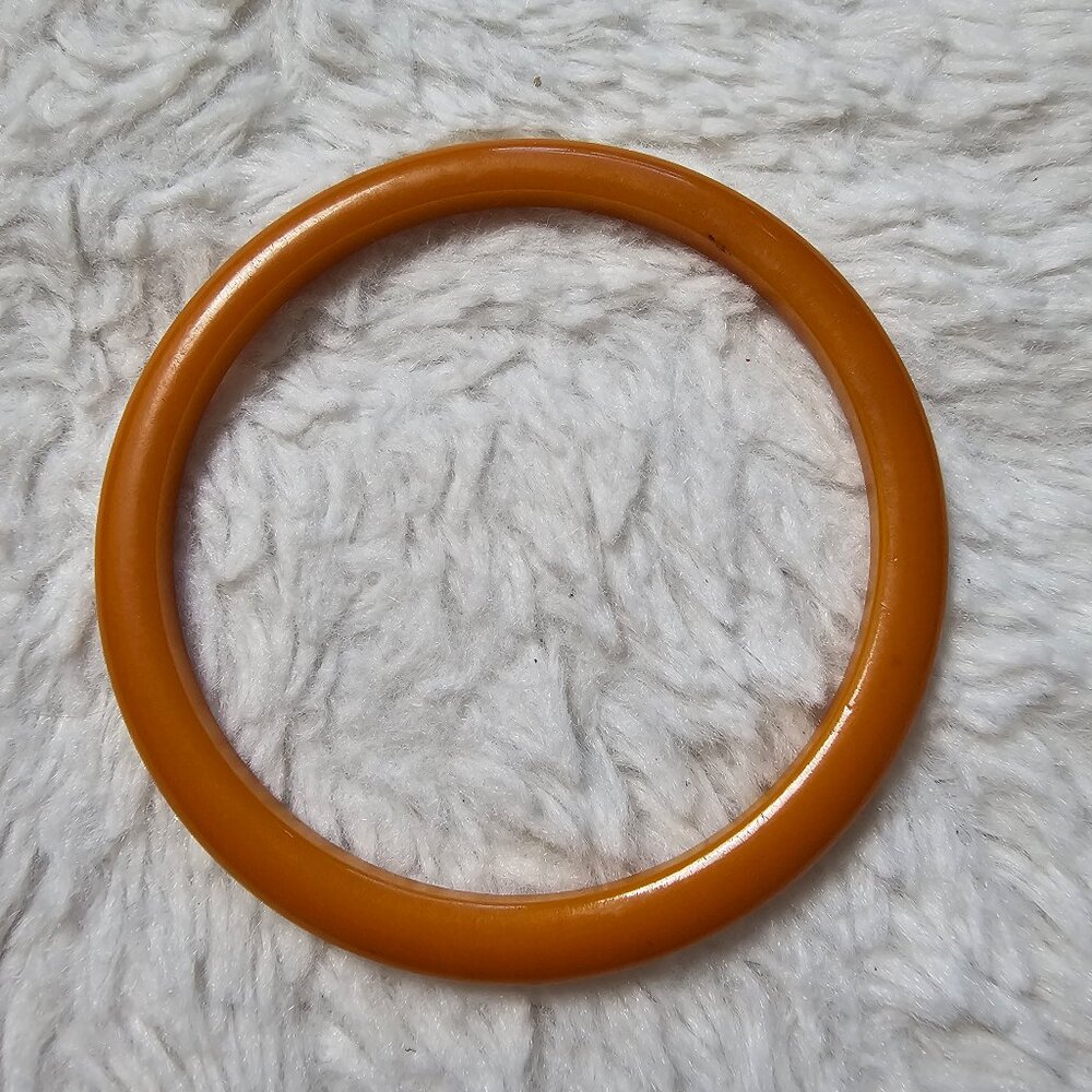 Vintage Orange Butterscotch Bakelite Tested Plastic Bangle Bracelet
